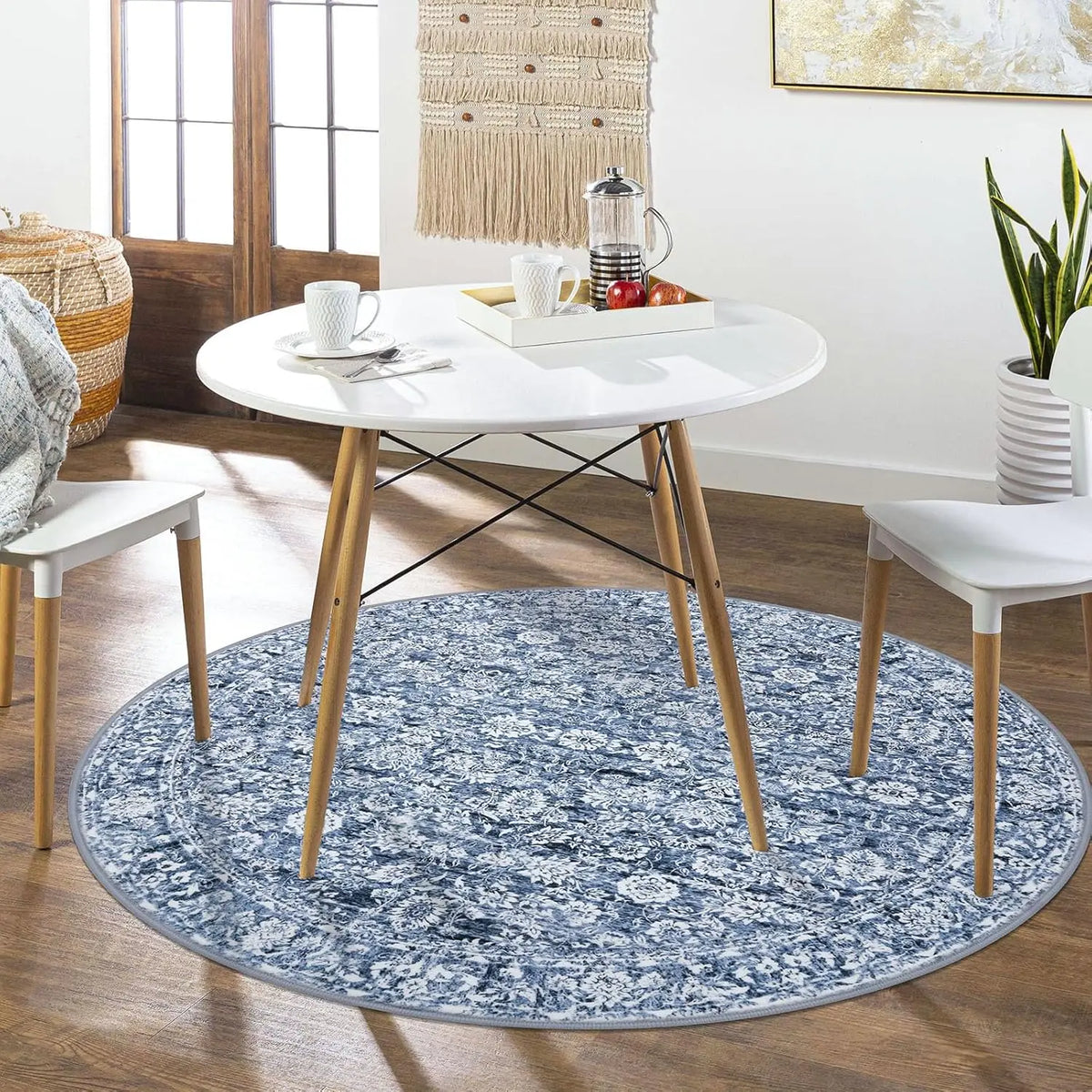 Blue Willow Round Rug