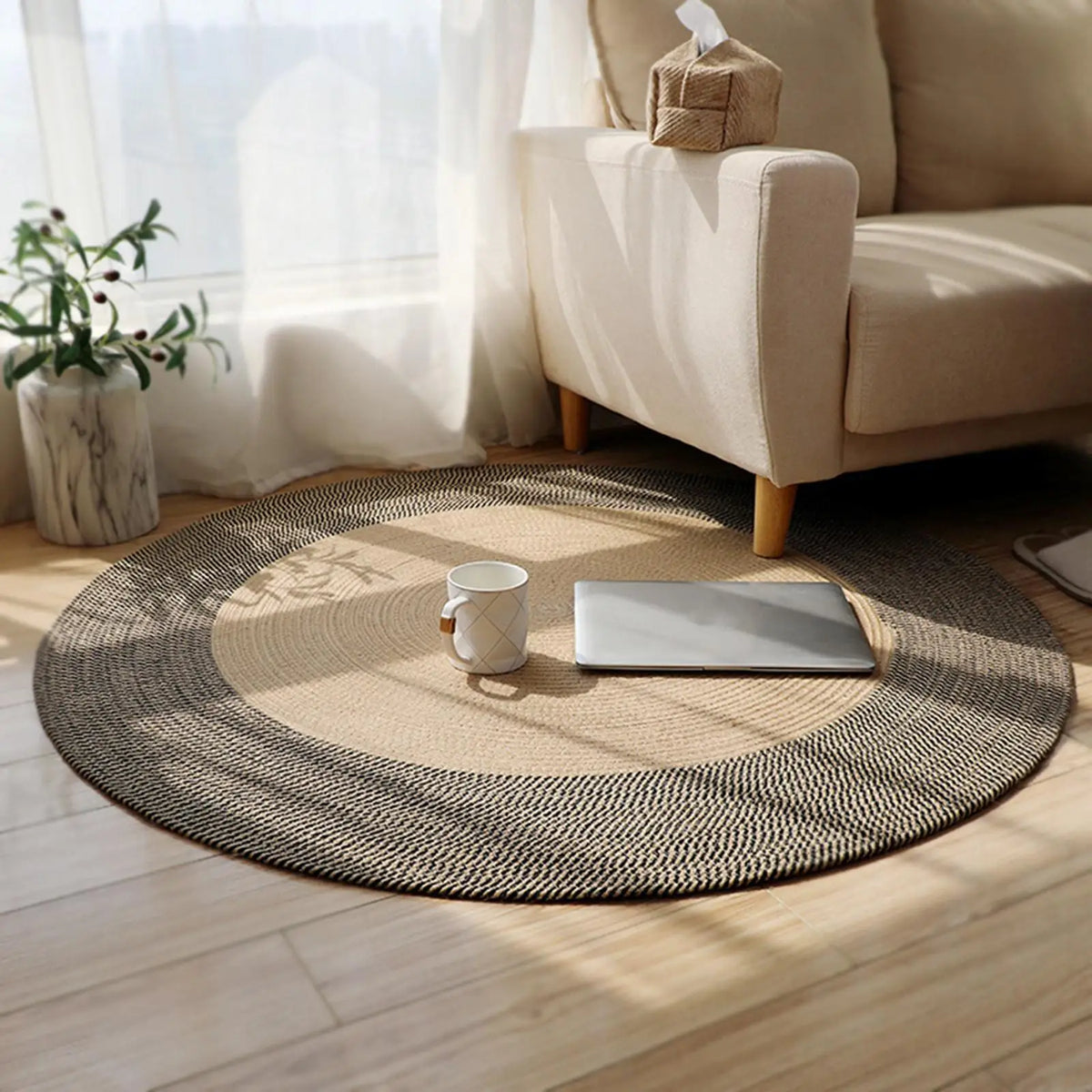 Braided Jute Round Rug