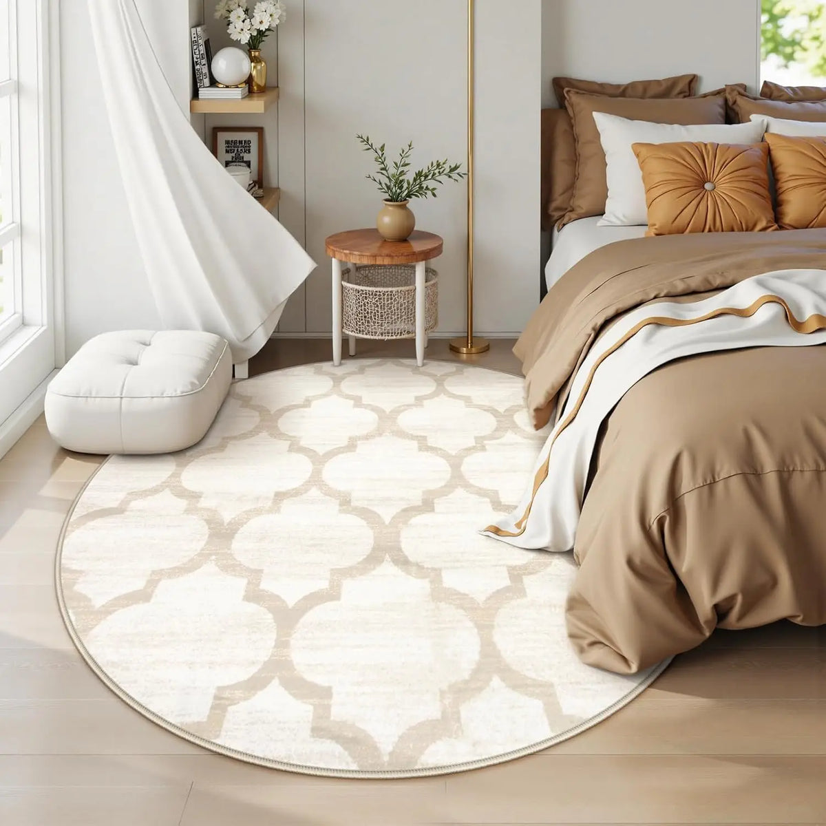 Ivory Lattice Round Rug
